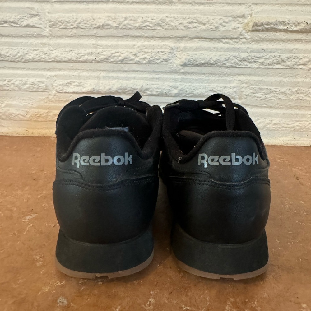Reebok classic black leather sneakers - Picture 7 of 12